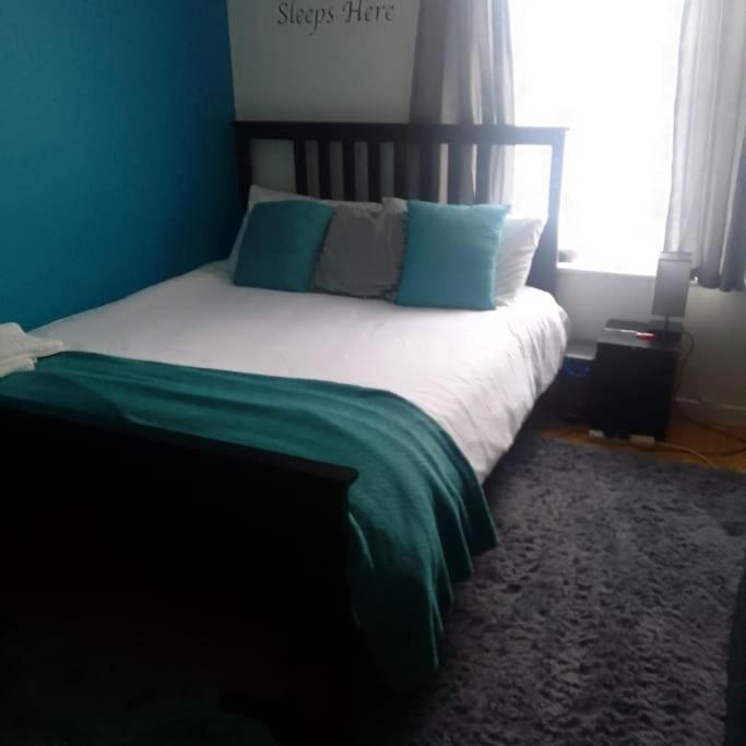 3 Bedroom Brixton Apartment لندن المظهر الخارجي الصورة